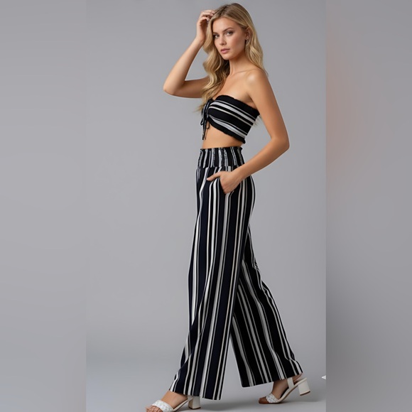 Blue/White Striped Drawstring Front Tube Top & Wide Leg Pants - Picture 4 of 9